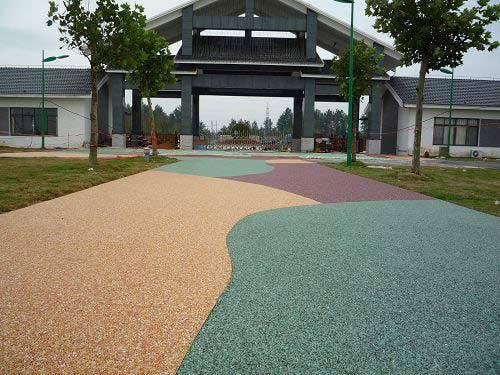 透(tou)水地(di)坪